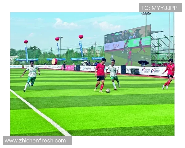 激情四溢的绿茵场上足球比赛的精彩瞬间与团队精神的完美展现 激情四溢的绿茵场上足球比赛的精彩瞬间与团队精神的完美展现